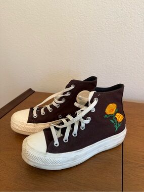 Brown Converse